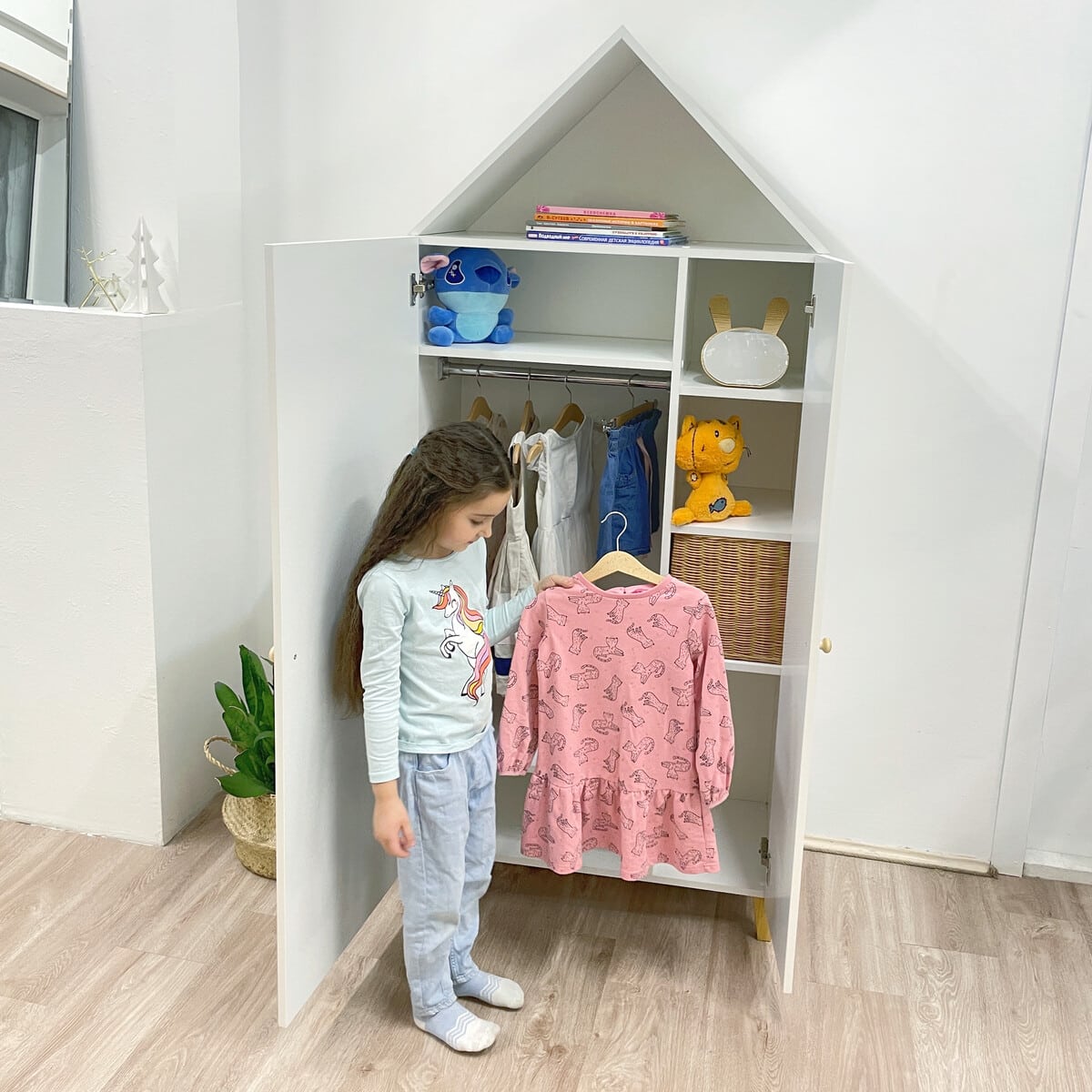 Шкаф для одежды для детей