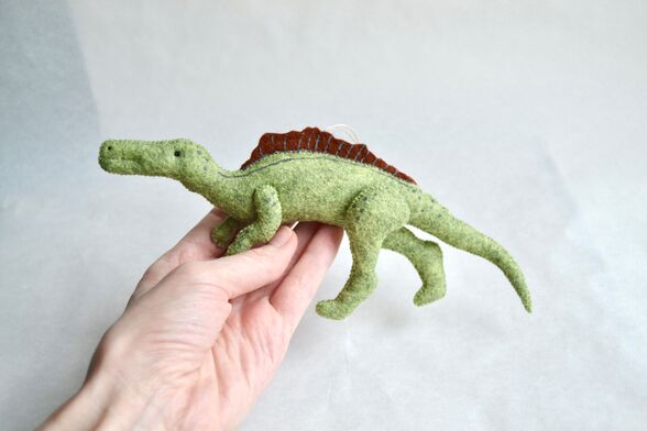 Динозавр елочная игрушка