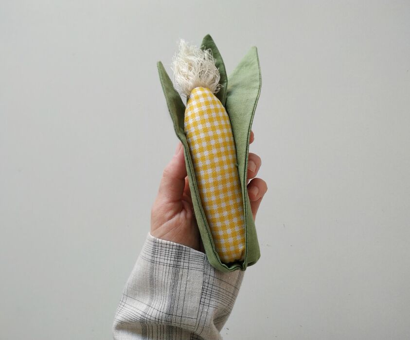 кукуруза из ткани
